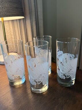 Vintage Tastesetter Clear Glass Highball White Seashell Cocktail Set of 4